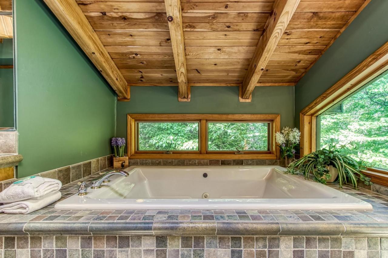 Mountain Lake Lodge, Hot Tub, Theater Room, 1089 Free Tickets Each Paid Day, Dollywood And More Sevierville Exterior foto