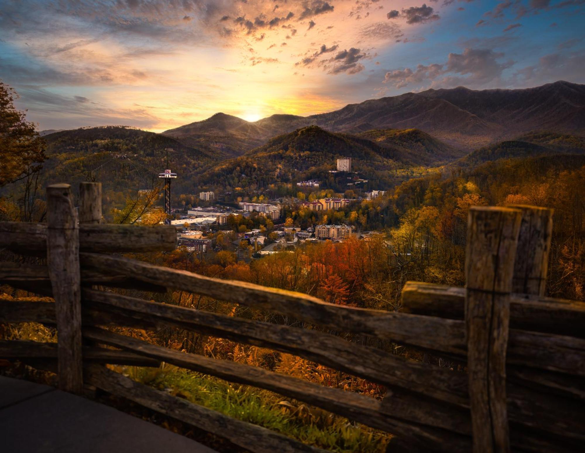Mountain Lake Lodge, Hot Tub, Theater Room, 1089 Free Tickets Each Paid Day, Dollywood And More Sevierville Exterior foto